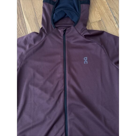 On Clouds Running Women’s Mulberry Climate Zip Hoodie Athleisure Outdoors Size L - Picture 4 of 9